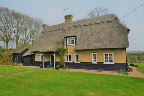 2 bedroom cottage to rent, Bassus Green, Nr Walkern, Hertfordshire