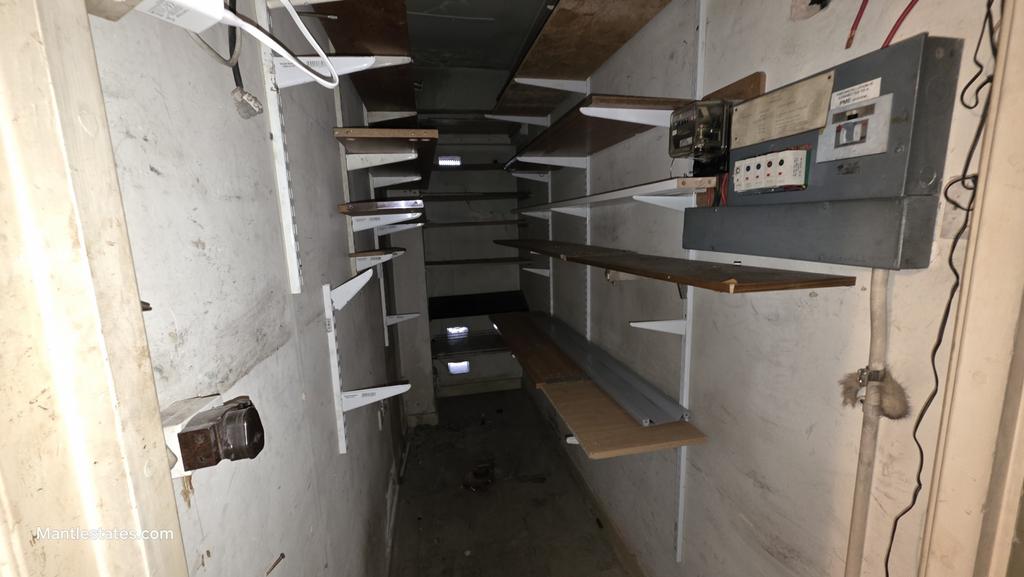 Storage cupboard