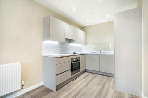 2 bedroom flat for sale, Springfield Drive, London SW17