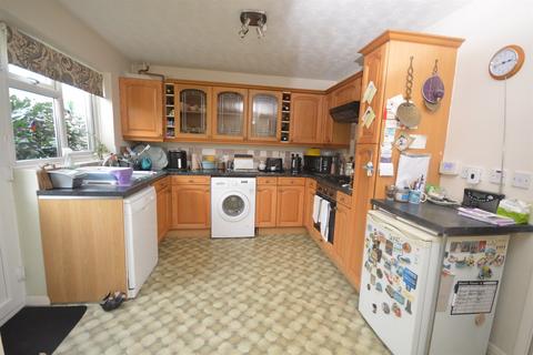 3 bedroom semi-detached house for sale, Rana Drive, Braintree, CM7