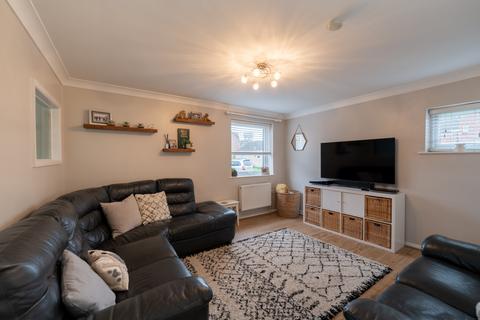 3 bedroom end of terrace house for sale, Burnham Close, Felixstowe IP11