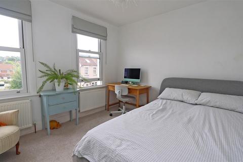 12 Churchill Road, South Croydon, CR2 6HA