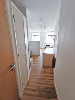 Studio to rent, The Kingsway, Portland House, City Centre, Swansea