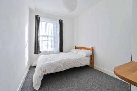 4 bedroom flat to rent, Princess Street, Elephant and Castle, London, SE1