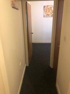 Studio to rent, Langworthy Road, Salford M6