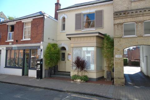 3 bedroom flat to rent, Parchment Street, Winchester, SO23