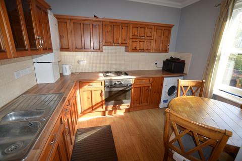 3 bedroom flat to rent, Parchment Street, Winchester, SO23