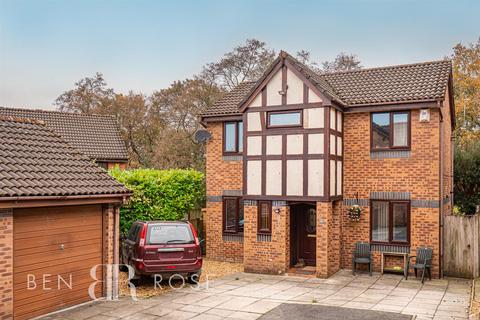 3 bedroom detached house for sale, Fir Tree Close, Chorley