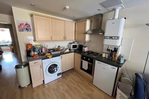 2 bedroom apartment to rent, Elm Grove