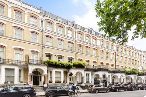 2 bedroom flat to rent, Old Brompton Road, South Kensington, London, SW5