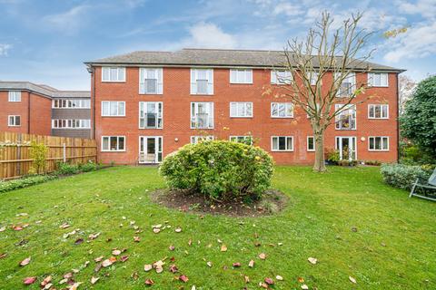 1 bedroom apartment for sale, Boileau Road, London