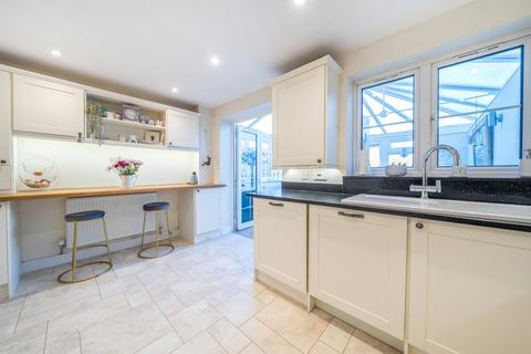 24 Broadmere Road, Beggarwood, Basingstoke, RG22 4FP