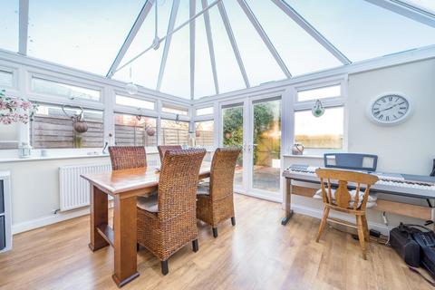 24 Broadmere Road, Beggarwood, Basingstoke, RG22 4FP