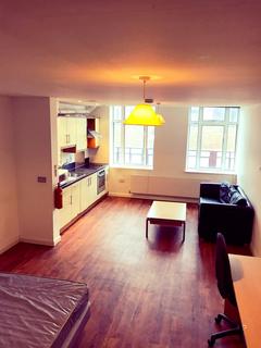 Studio to rent, The Kingsway, Portland House, City Centre, Swansea