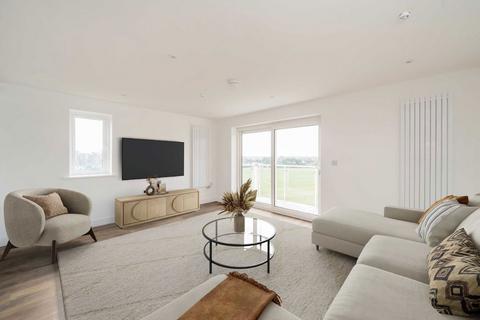 2 bedroom flat for sale, Greenview Drive, Raynes Park SW20