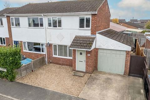 3 bedroom semi-detached house for sale, The Ridings, Desborough NN14