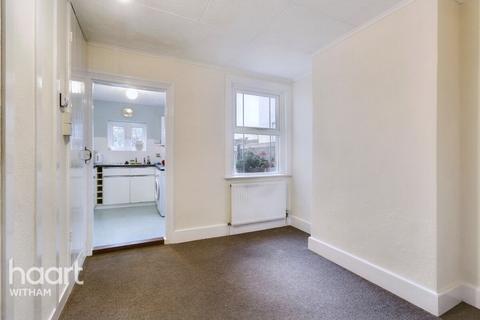 2 bedroom end of terrace house for sale, Hall Road, Heybridge