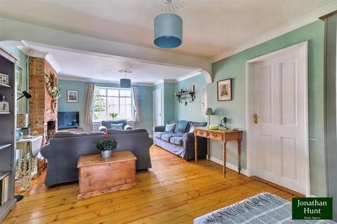 4 Chapel End, Buntingford, SG9 9AL