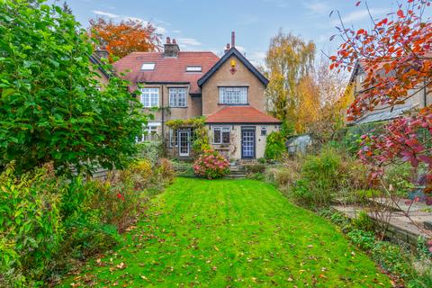 5 bedroom semi-detached house for sale, Clifford Avenue, Ilkley, West Yorkshire, LS29