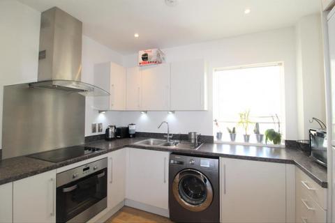 1 bedroom apartment to rent, Magellan Boulevard, London