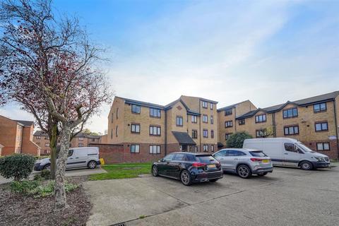 1 bedroom apartment for sale, Plumtree Close, Essex