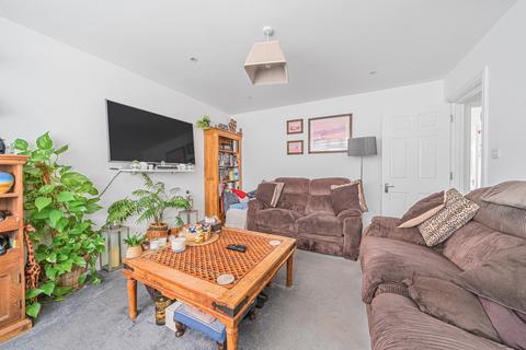 3 bedroom end of terrace house for sale, Kings Road, Harrow, Middlesex