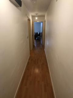 3 bedroom flat to rent, Alan Road, Manchester M20