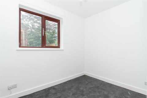 27 Brougham Walk, Worthing, BN11 2PY