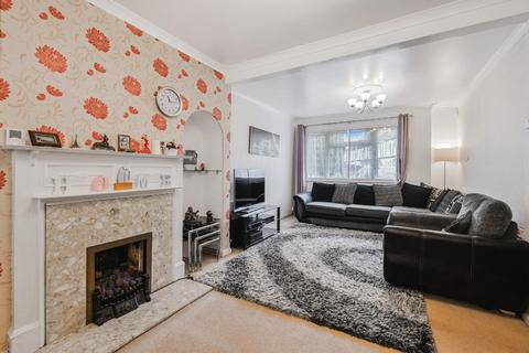 3 bedroom semi-detached house for sale, Pams Way, Ewell