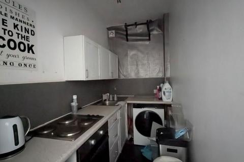 1 bedroom property for sale, Branch Road, Lower Wortley, Leeds, LS12 5NR