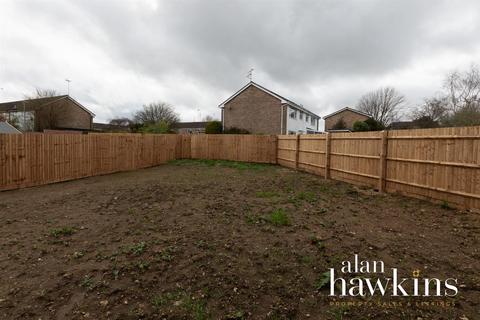 2 bedroom detached bungalow for sale, Lyneham Fields, South View, Lyneham