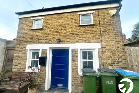 1 bedroom detached house for sale, Lizban Street, London, SE3