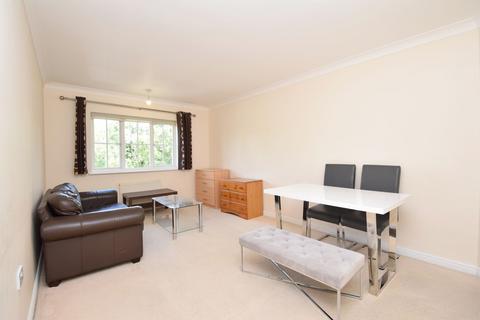 2 bedroom apartment to rent, Exchange Walk, Pinner HA5