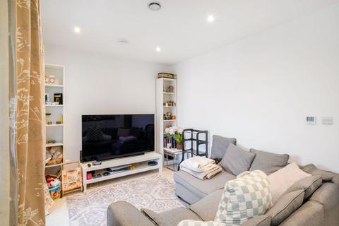 1 bedroom apartment to rent, Alexandra Avenue, Harrow HA2