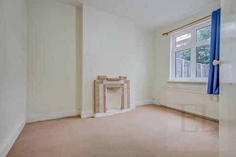 3 bedroom terraced house to rent, Fairholme Road, Harrow HA1