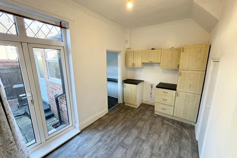 2 bedroom terraced house to rent, Craig Street, Darlington DL3