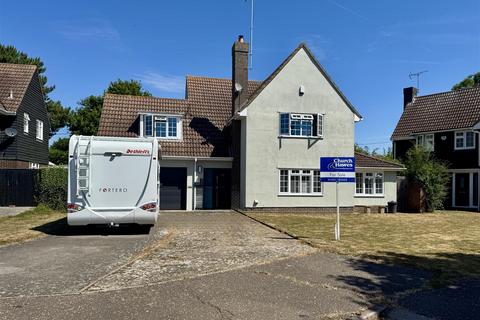31 The Cobbins, Burnham-on-crouch, CM0 8QL