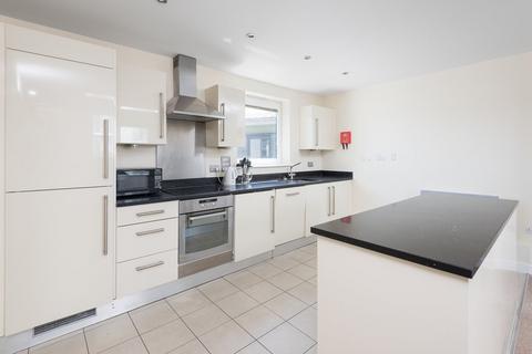 3 bedroom apartment for sale, Stepney Court, Fleet Street, Brighton, BN1 4GS