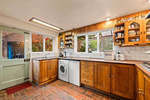 4 bedroom character property for sale, West Street, Shelford