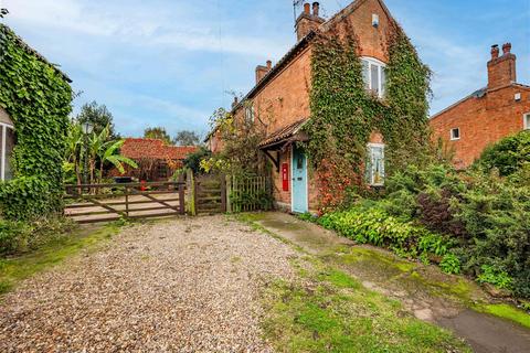 4 bedroom character property for sale, West Street, Shelford