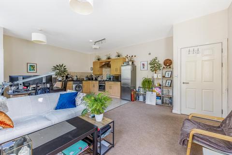 1 bedroom flat for sale, Glenhurst Road, Brentford, TW8