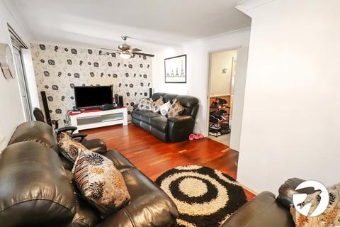 4 bedroom terraced house to rent, Templar Drive, London, SE28