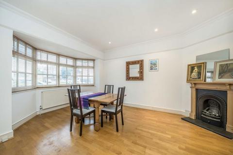 3 bedroom detached house for sale, Green Street, Sunbury-On-Thames TW16