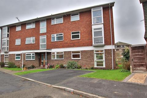 2 bedroom flat for sale, Twixtbears, Tewkesbury