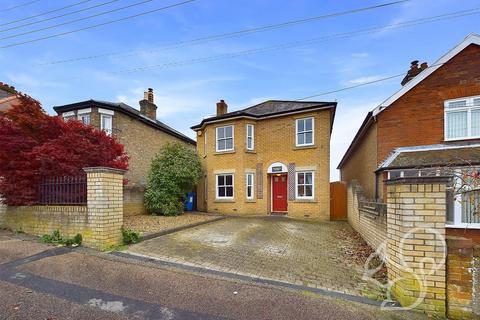 4 bedroom detached house to rent, Clarence Road, Sudbury