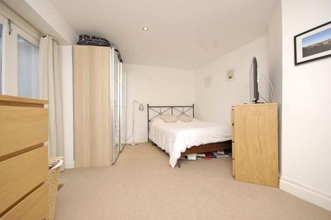 2 bedroom apartment for sale, Phoenix Court, 163 Lee High Road, Lewisham, London, SE13