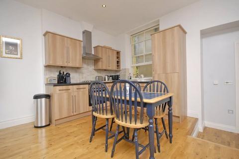 2 bedroom apartment for sale, Phoenix Court, 163 Lee High Road, Lewisham, London, SE13