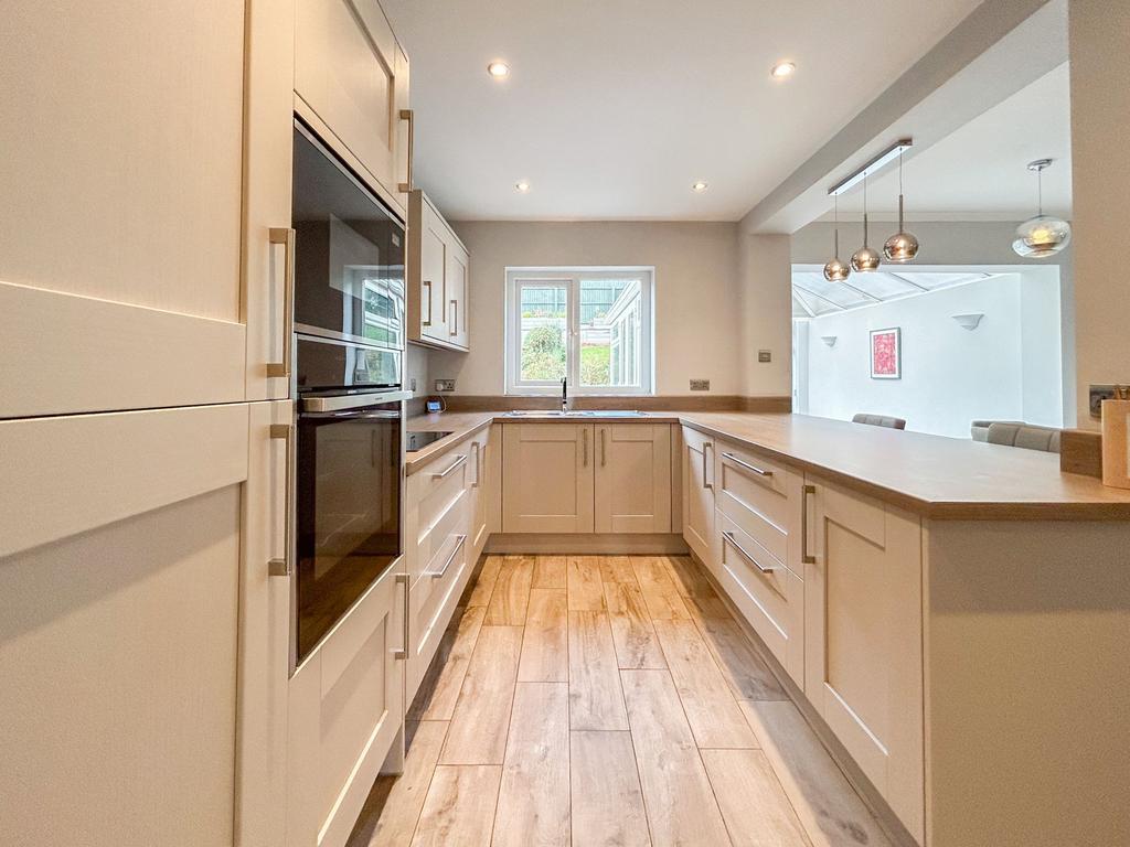 Kitchen/Dinning Room