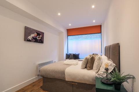 2 bedroom ground floor flat for sale, Curtain Road, Shoreditch