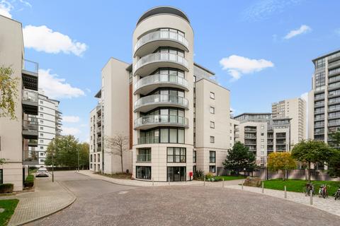 1 bedroom apartment for sale, Aitons House, Brentford TW8